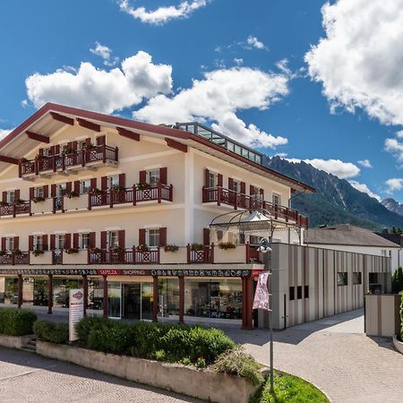 Sapelza Appartementhaus Dobbiaco Eksteriør bilde